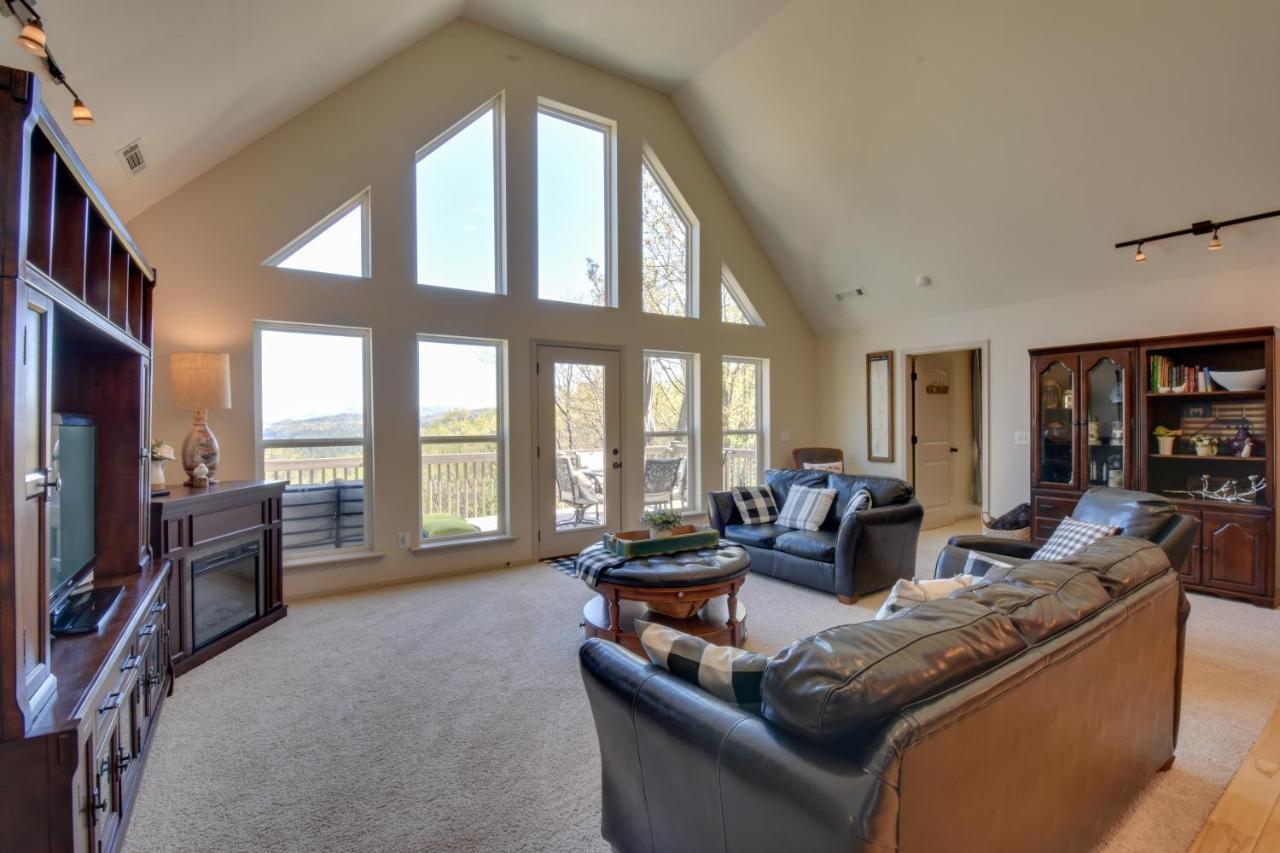 Lakemont Retreat Game Room, Hot Tub, And Mtn Views! Экстерьер фото