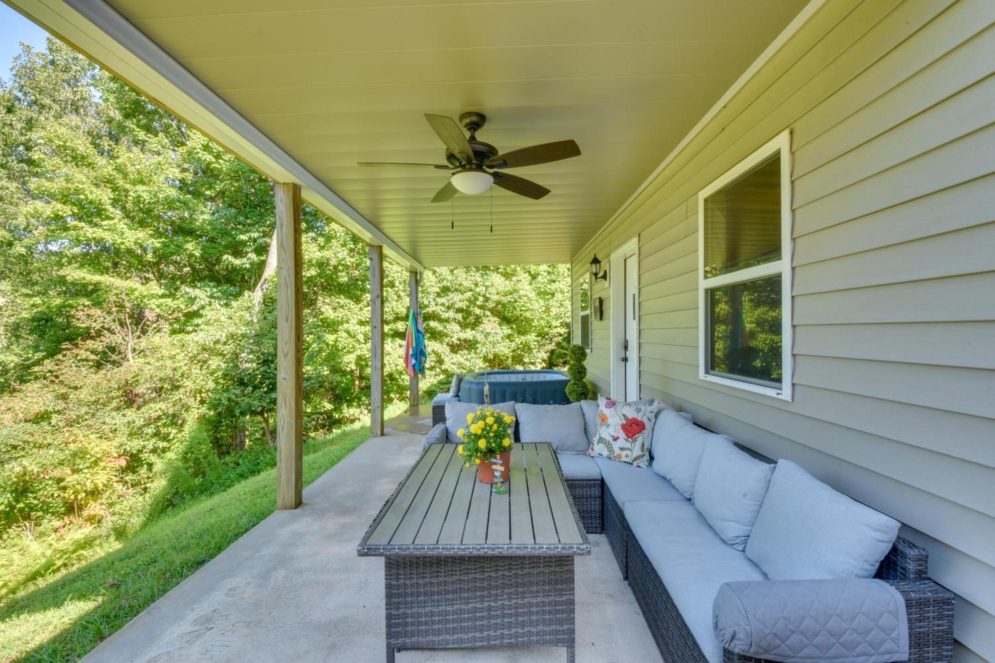 Lakemont Retreat Game Room, Hot Tub, And Mtn Views! Экстерьер фото